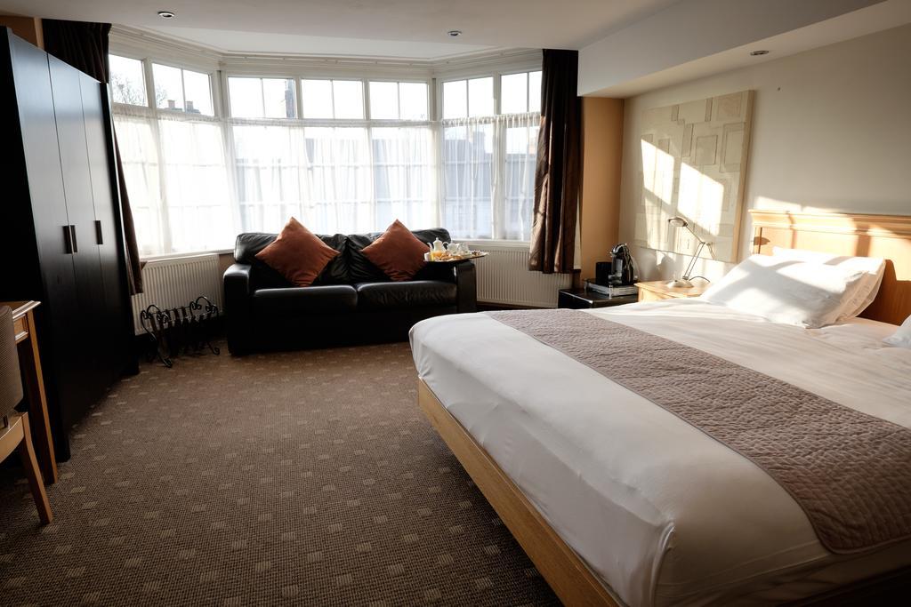 The Cathedral Hotel Lichfield Exterior foto
